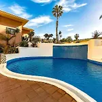 Endless Horizon View - Free Private Parking Including & Guest Bonus *