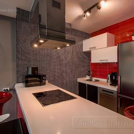 Endless Horizon View - Free Private Parking Including & Guest Bonus 아파트