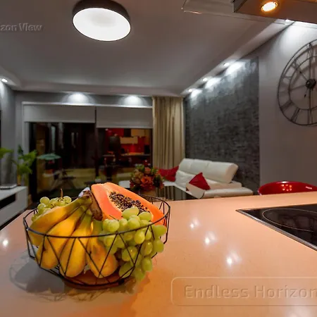 아파트 Endless Horizon View - Free Private Parking Including & Guest Bonus