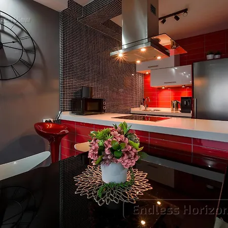 Endless Horizon View - Free Private Parking Including & Guest Bonus 아파트