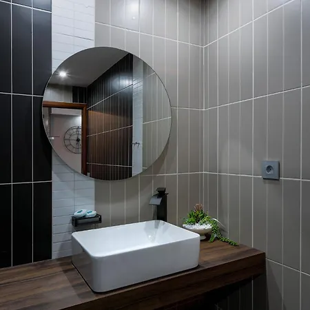 Endless Horizon View - Free Private Parking Including & Guest Bonus 아파트 *